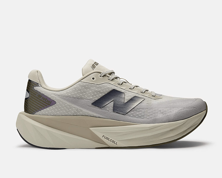 NEW BALANCE FUELCELL REBEL V5