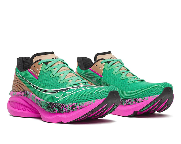 SAUCONY ENDORPHIN AZURA MULHER