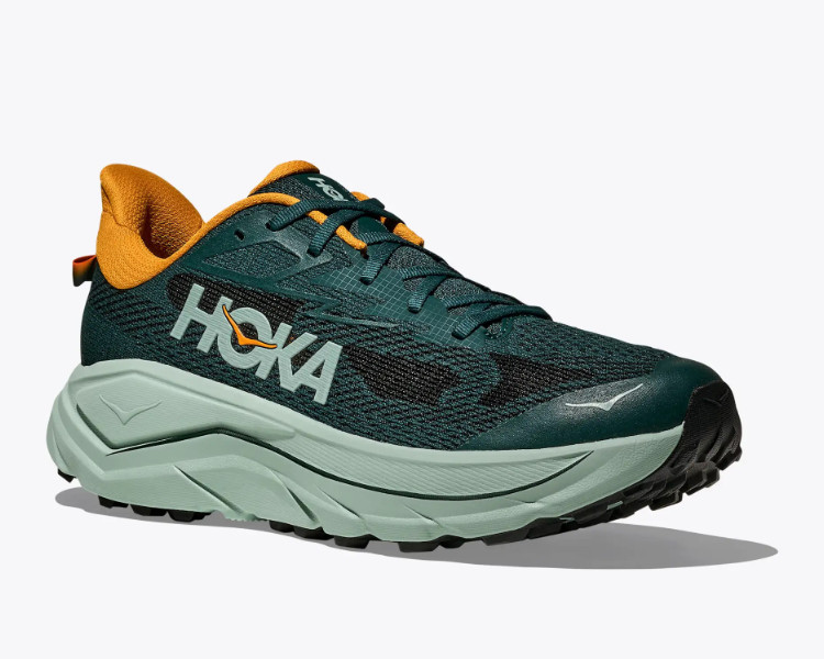 HOKA CHALLENGER 8