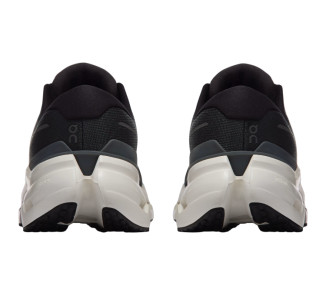 ON CLOUDRUNNER 3