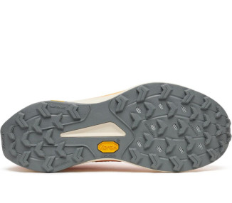 SAUCONY PEREGRINE 16