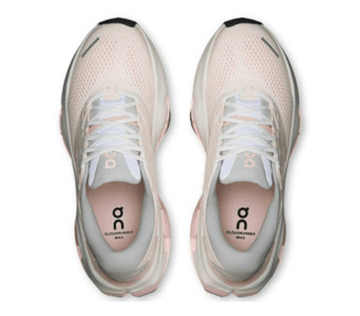 ON CLOUDRUNNER 3 MAX MULHER