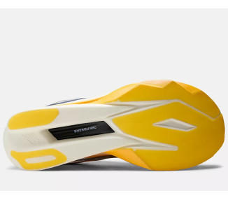 NEW BALANCE SUPERCOMP ELITE V6