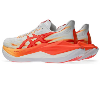 ASICS SUPERBLAST 3