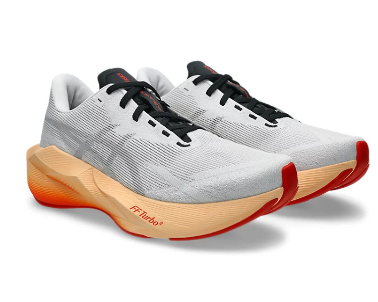 ASICS NOVABLAST 6