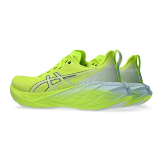 ASICS NOVABLAST 4